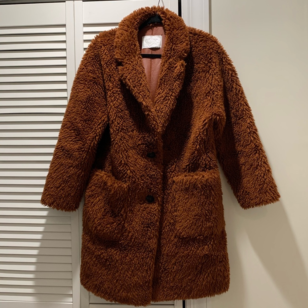 ZARA TEDDY BEAR COAT SIZE M (NWOT)
